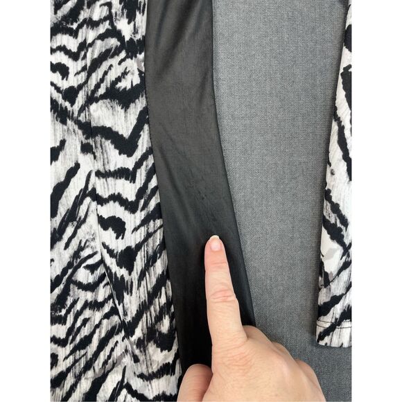 Zebra Print Bodycon Dress Kardashian Kollection Women M Black White Bold Glam - Picture 13 of 14